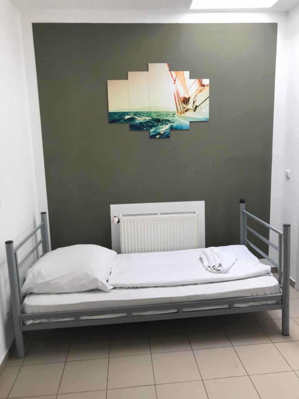 Hotel Moji Koeln Sieversstrasse Екстериор снимка