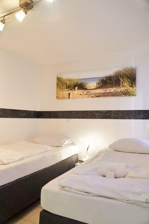 Hotel Moji Koeln Sieversstrasse Екстериор снимка